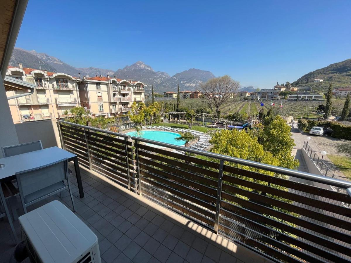 4 Limoni Apartment Resort Riva del Garda Exterior photo